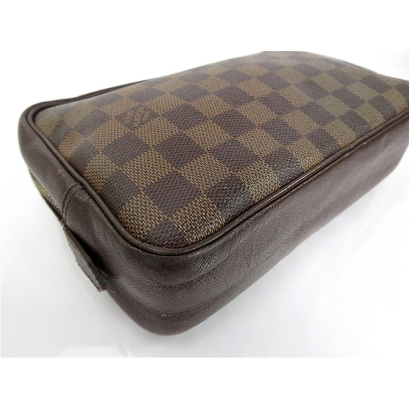 Louis Vuitton Brown Checkered Toiletry Bag - Picture 6 of 15